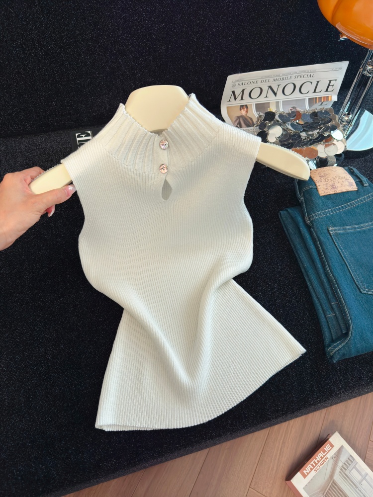 Classic Solid Color Cutout Sleeveless Vest for Women - Image 3