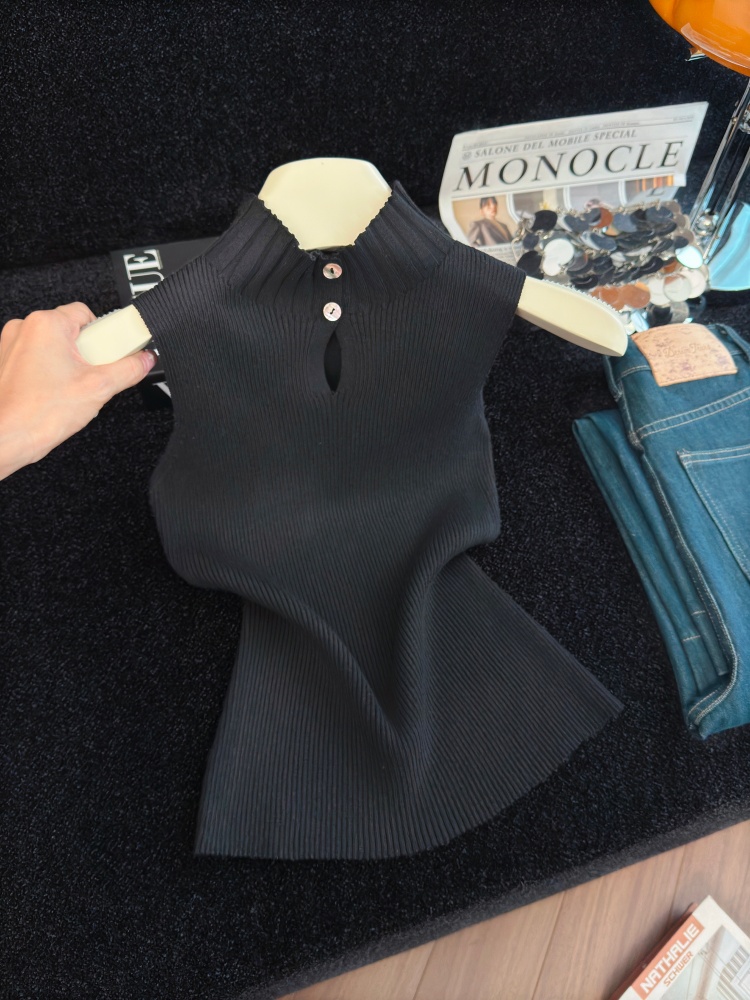 Classic Solid Color Cutout Sleeveless Vest for Women - Image 4